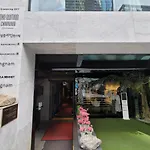Cheongdam Beautiful Apartment New Building Edition Full Option Long Term Stay Availableapt 2룸 신축 Edition 풀옵션 장기가능