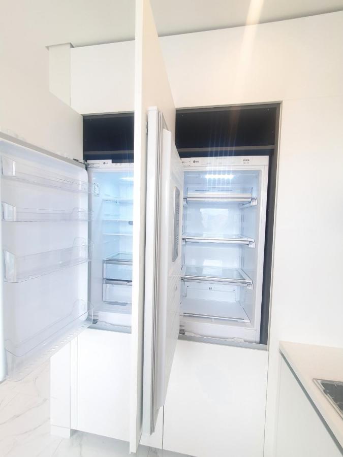 Apartment Cheongdam Beautiful Apartment New Building Edition Full Option Long Term Stay Availableapt 2룸 신축 Edition 풀옵션 장기가능 *