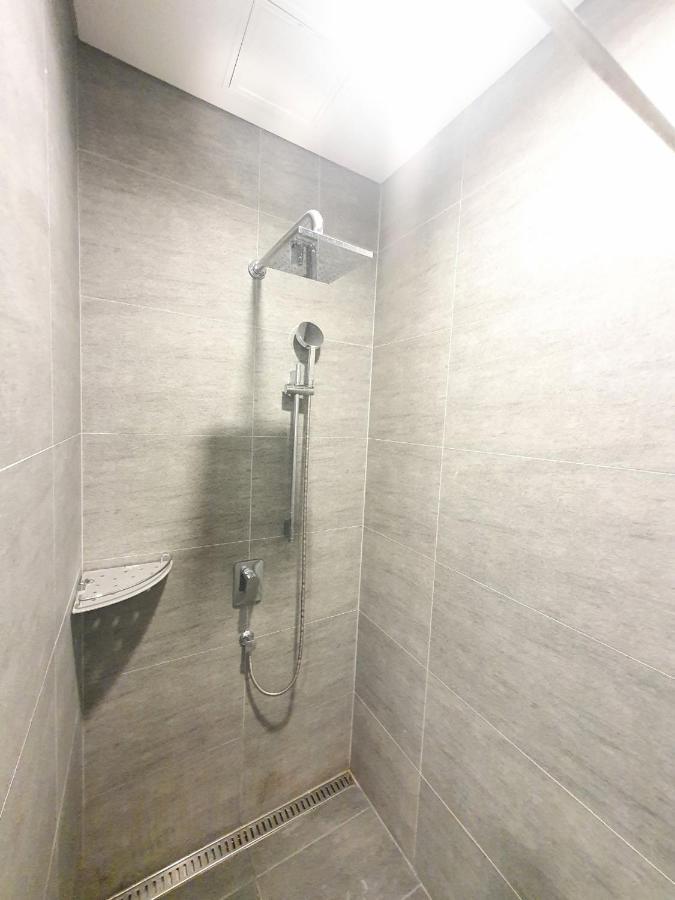 Cheongdam Beautiful Apartment New Building Edition Full Option Long Term Stay Availableapt 2룸 신축 Edition 풀옵션 장기가능 Apartment